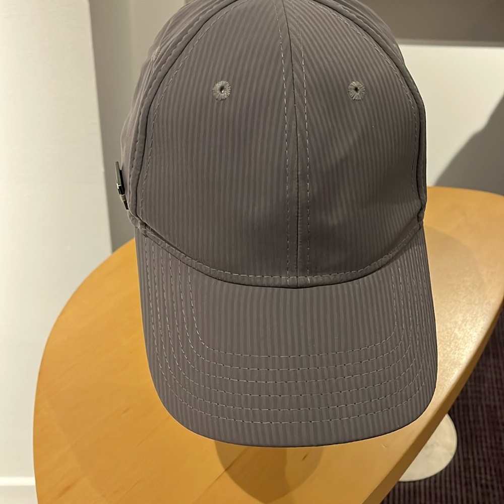 Lululemon cap ￼